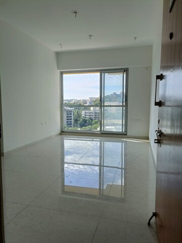 Room in 1 BHK Apartment at Naman Premier, Andheri East – for Rent