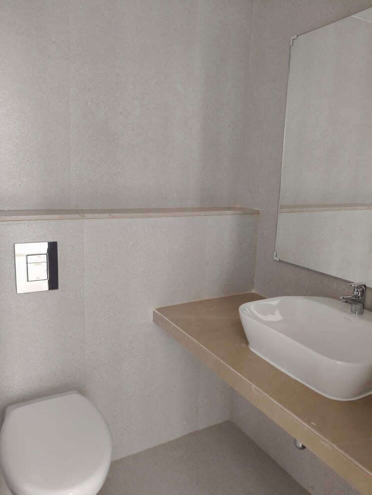 Bathroom, courtyard-by-narang-realty-and-the-wadhwa-group 2 Bedroom 830 Sq.Ft. Apartment In Pokhran Road No Two Thane 9156694