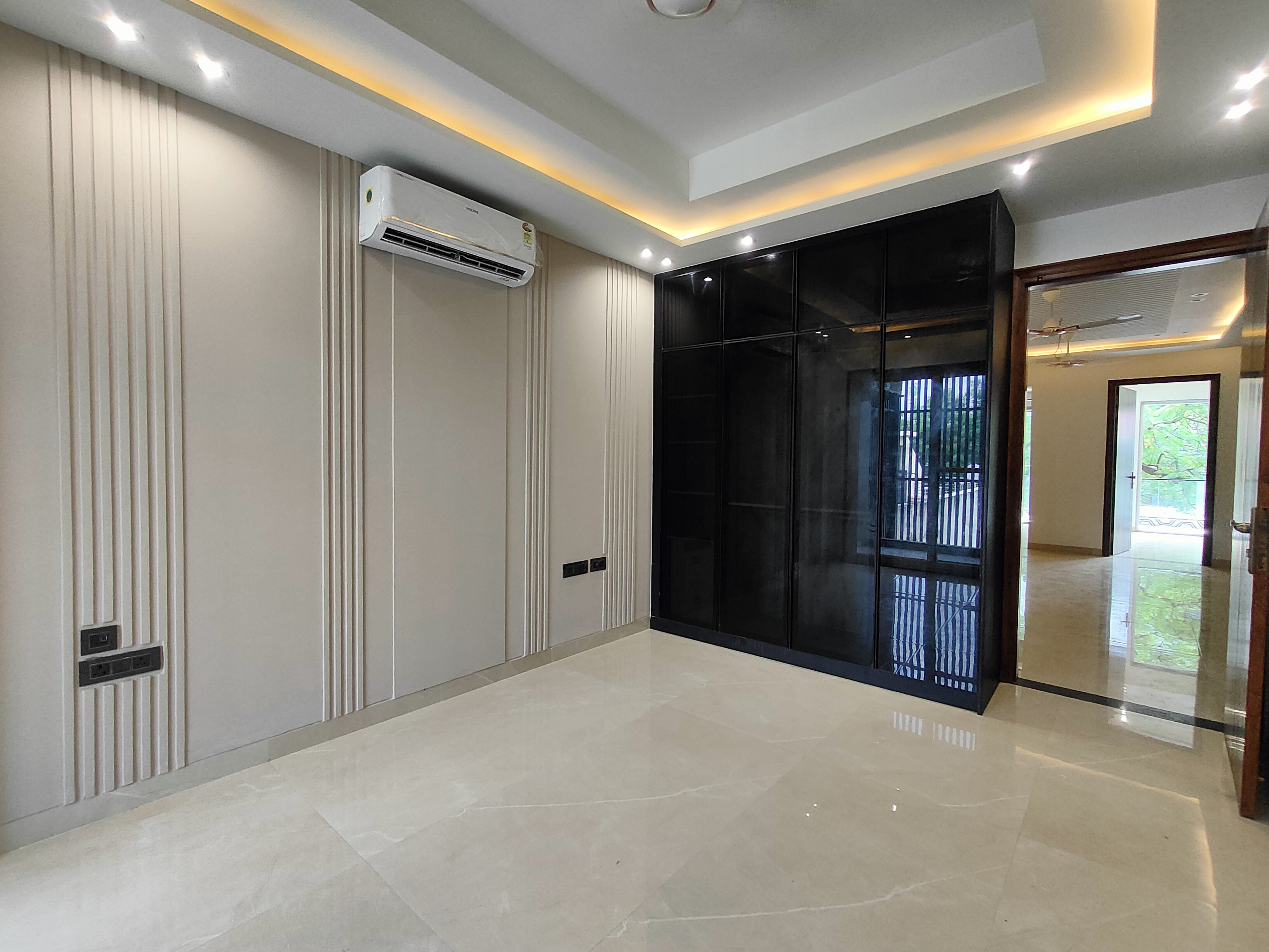 3 BHK Builder Floor For Rent in Unitech South City 1