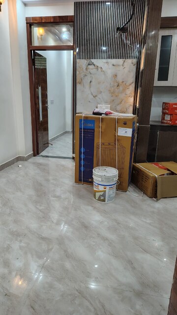 Living Room in 1 BHK Builder Floor at Dwarka Mor – for Rent