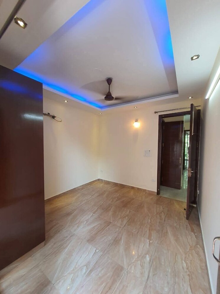 Room, neb sarai 2 Bedroom 950 Sq.Ft. Builder Floor In Neb Sarai Delhi 9156720