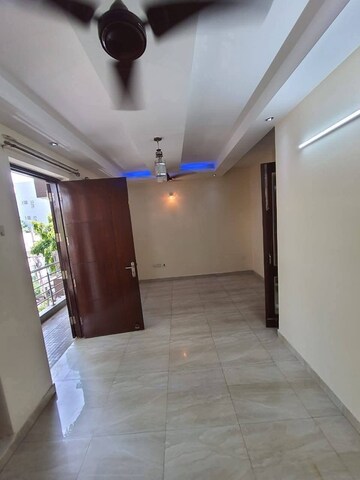 Room in 2 BHK Builder Floor at Neb Sarai – for Rent