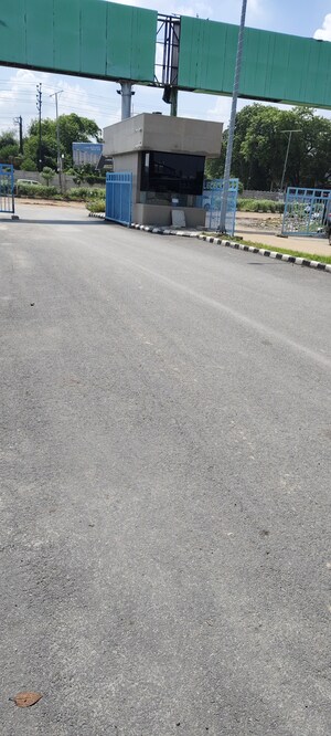  Plot For Sale in Kingwood Enclave, Wave City