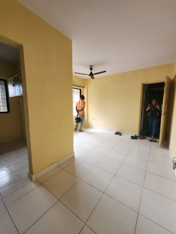 Room in 1 BHK Apartment at Kopar Khairane – for Rent