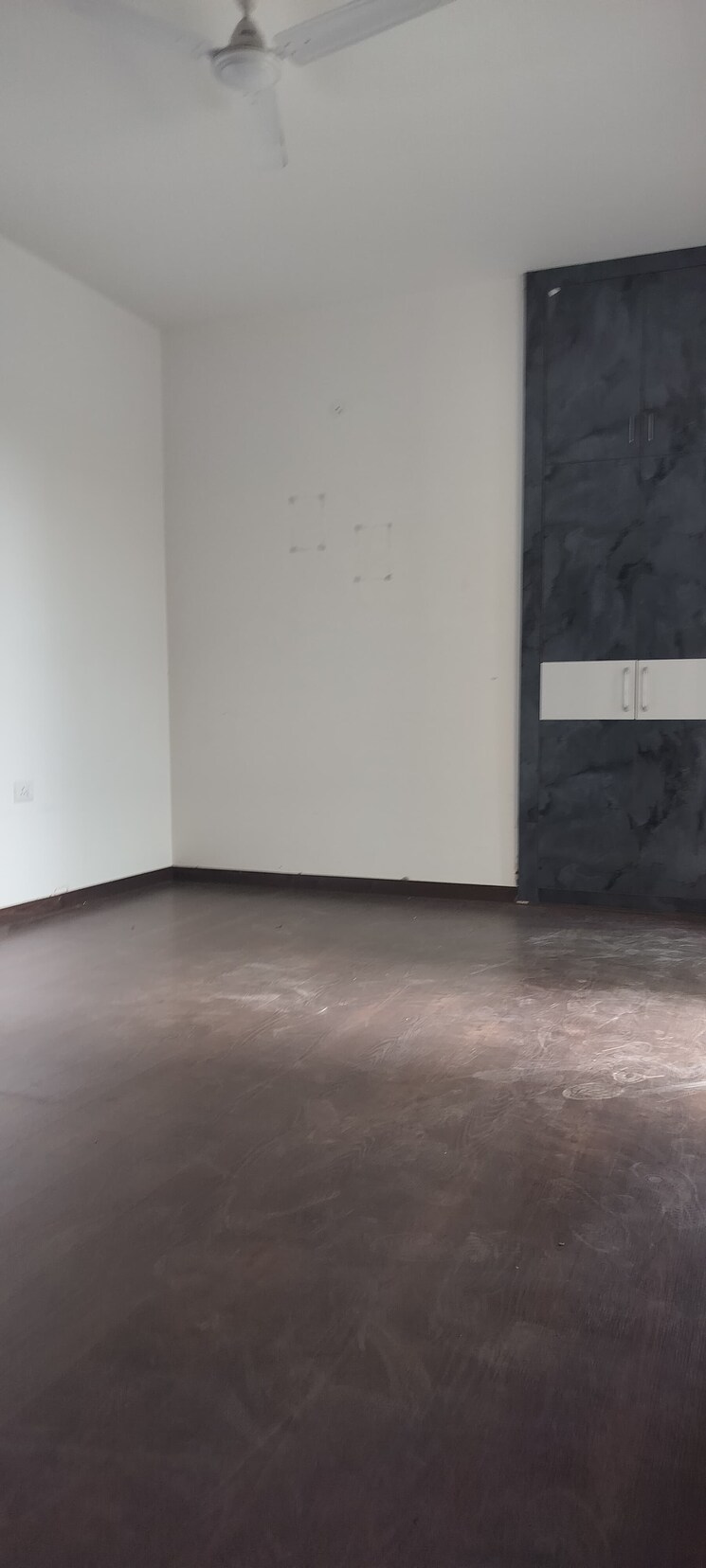 Room, elite-golf-green 2 Bedroom 1255 Sq.Ft. Apartment In Sector 79 Noida 9156769