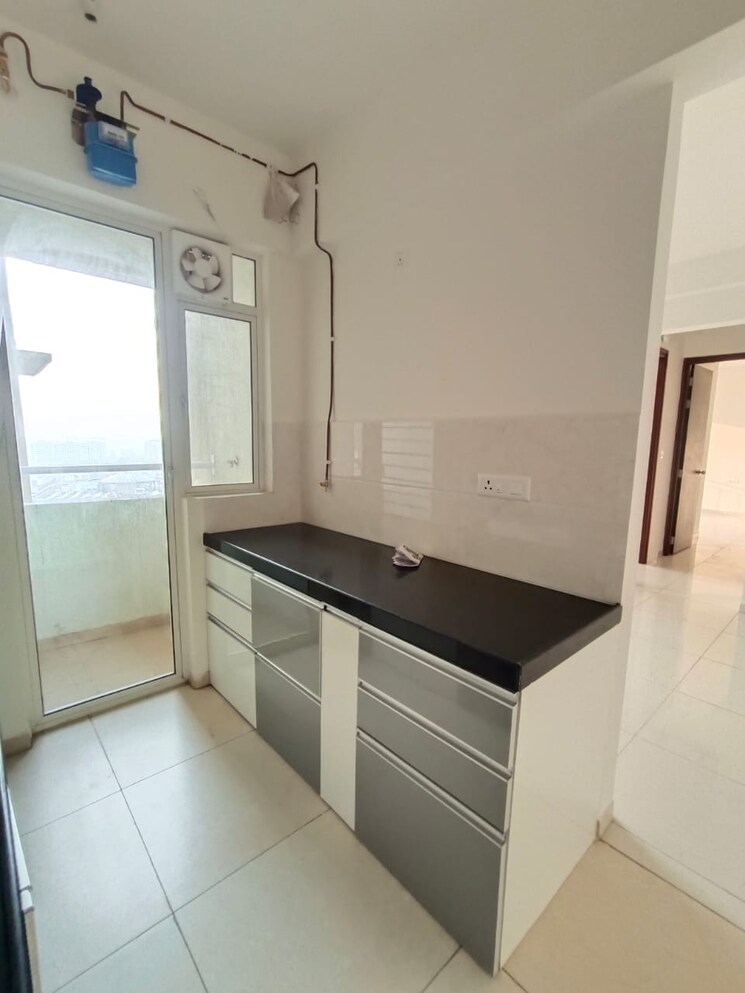 Kitchen, mahindra-centralis-tower-1 2 Bedroom 594 Sq.Ft. Apartment In Pimpri Pune 9156766