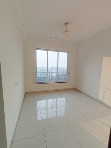 Room in 2 BHK Apartment at Mahindra Centralis Tower 1, Pimpri – for Sale