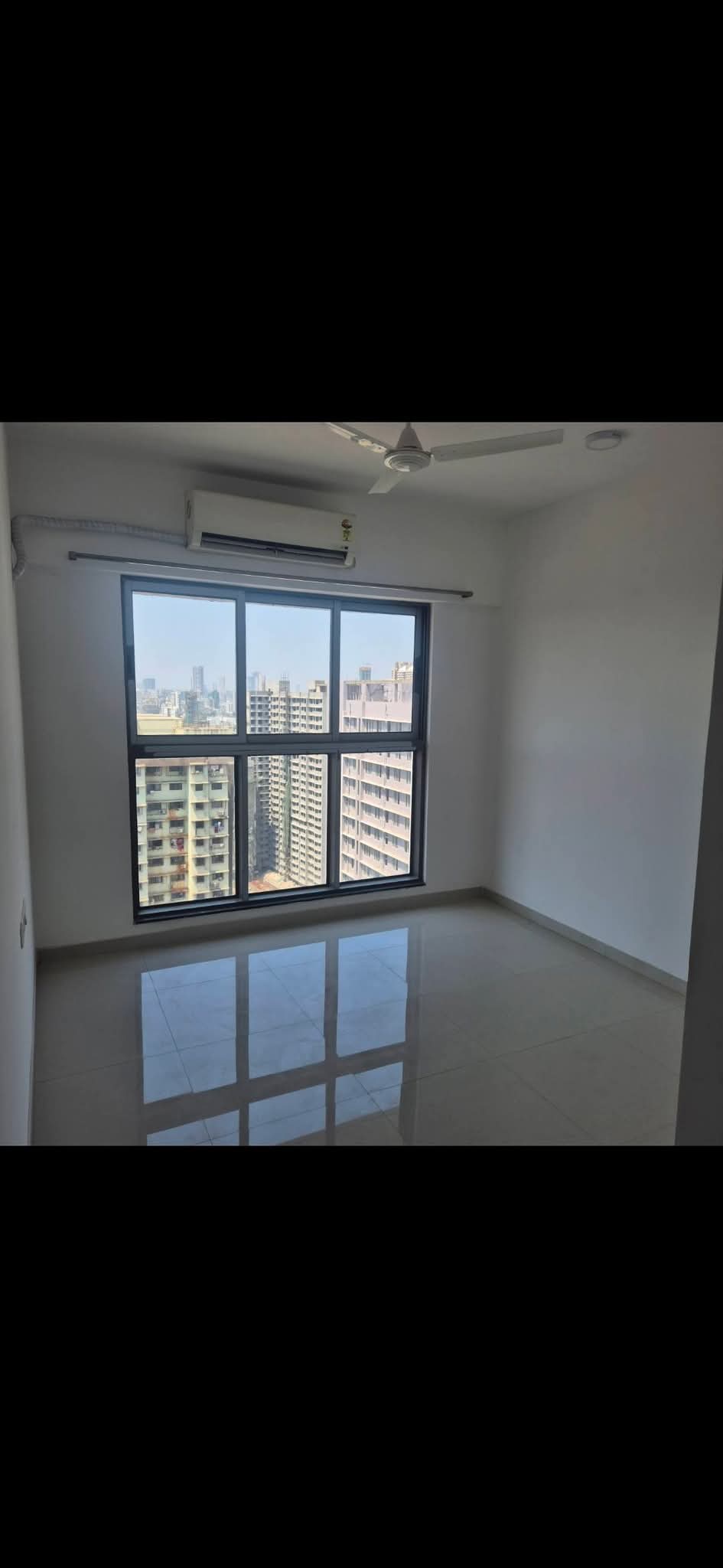 2 BHK Apartment For Rent in Bdd Chawl Tata Housing to