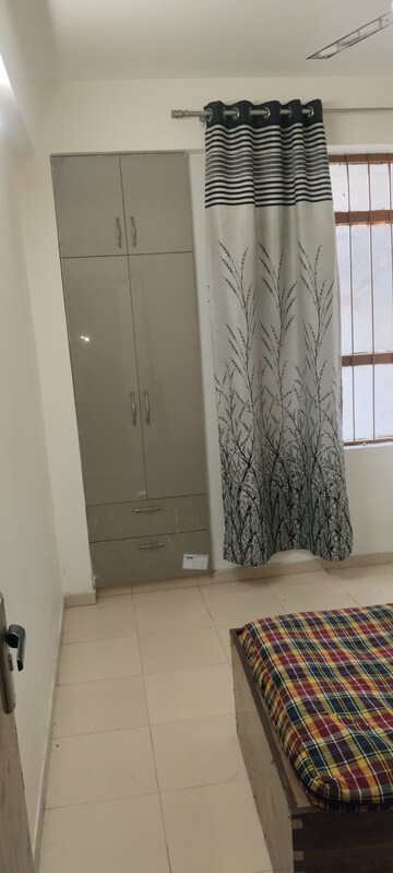 Bathroom in 3 BHK Apartment at Auric City Homes, Sector 82 – for Rent