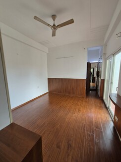 2 BHK Apartment For Sale in Amrapali Zodiac