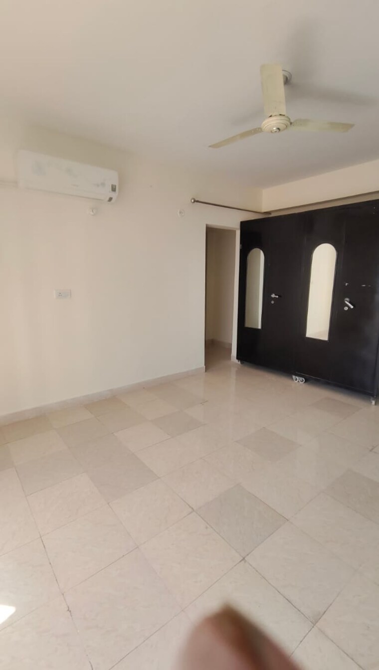 Room, supertech-czar-suites 3 Bedroom 1730 Sq.Ft. Apartment In Omicron I Greater Noida Greater Noida 9156822