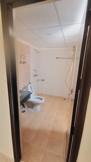 Bathroom in 3 BHK Apartment at Supertech Czar Suites, Omicron I Greater Noida – for Sale