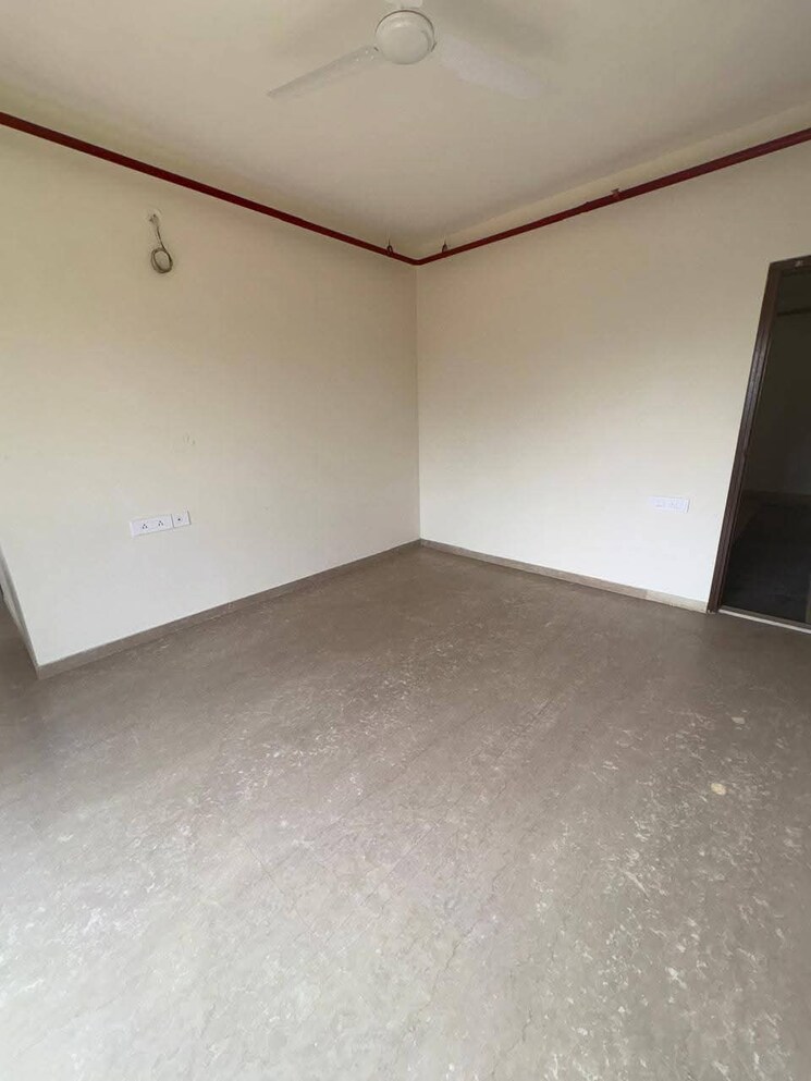 Room, worli 2 Bedroom 660 Sq.Ft. Apartment In Worli Mumbai 9156843