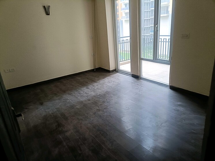 Room, sector 84 2.5 Bedroom 1150 Sq.Ft. Apartment In Sector 84 Gurgaon 9156857