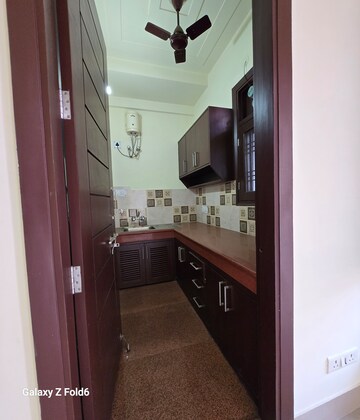 Furnished Amenities in 1 BHK Builder Floor at Palm Residency Chhatarpur, Chattarpur – for Rent