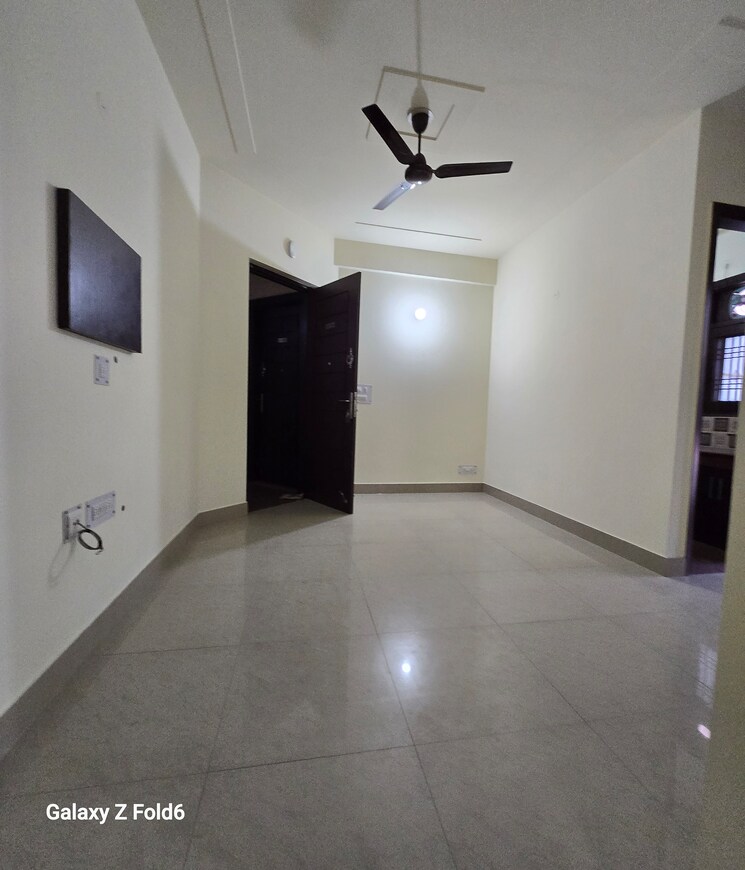 Room, palm-residency-chhatarpur 1 Bedroom 550 Sq.Ft. Builder Floor In Chattarpur Delhi 9156868