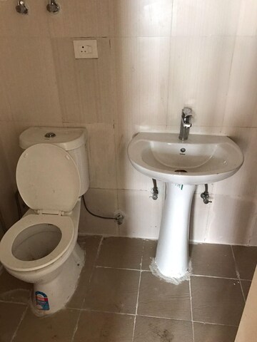 Bathroom in 3 BHK Apartment at Supertech Cape Town, Sector 74 – for Rent