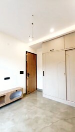 3.5 BHK + Pooja Room,Servant Room,Study Room,Extra Room 217 Sq.Yd. Apartment in Luxury 3 Bhk 