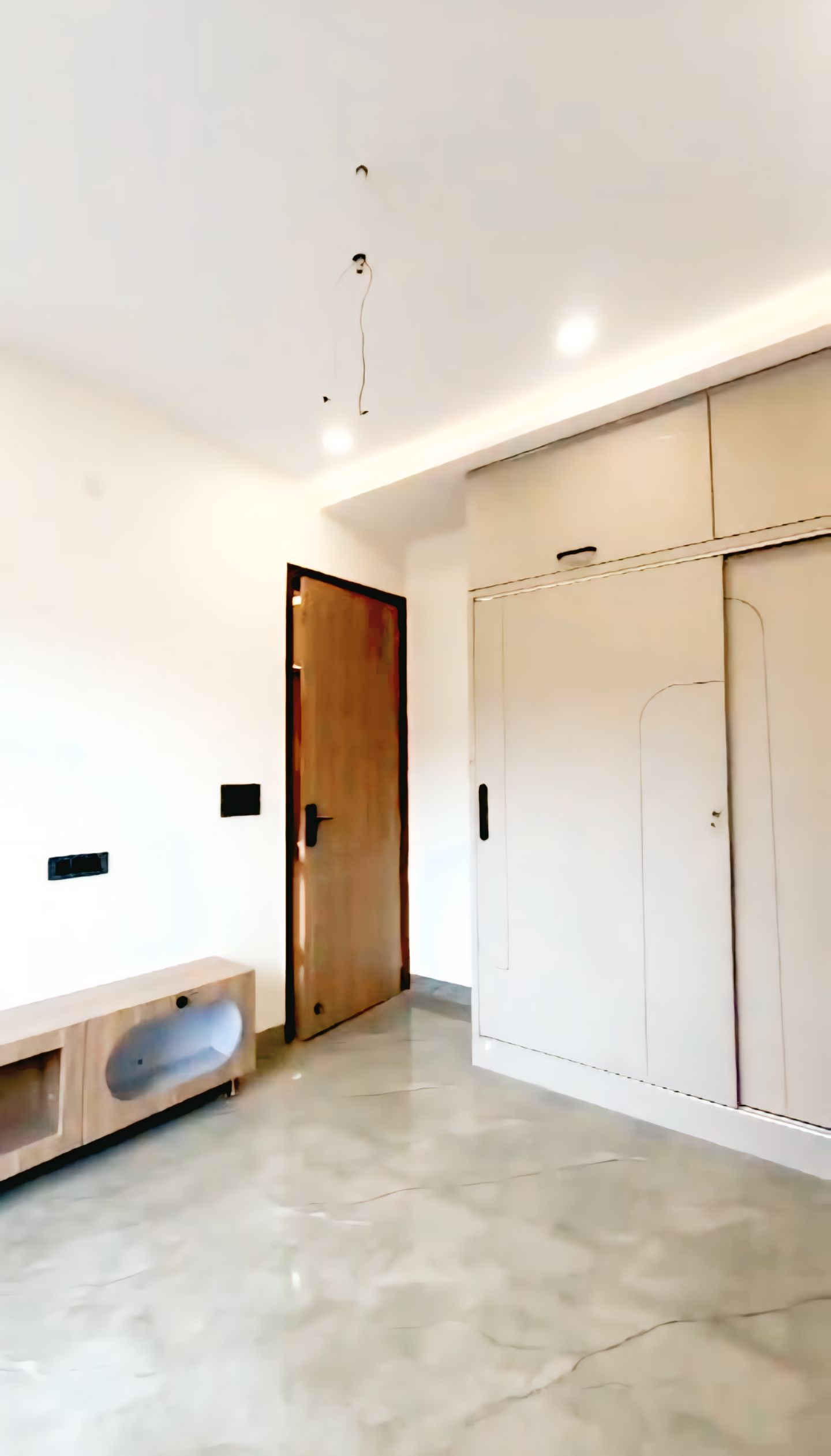 3.5 BHK + Pooja Room,Servant Room,Study Room,Extra Room Apartment For Sale in Luxury 3 Bhk 