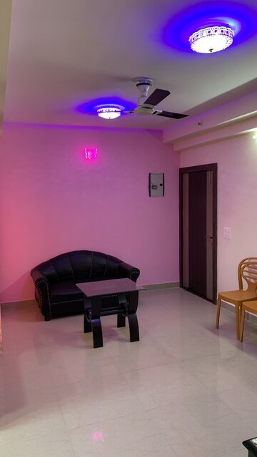 2 BHK Apartment For Rent in Supertech Cape Town, Sector 74