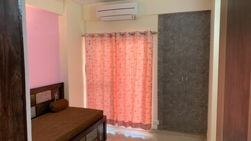 Bedroom in 2 BHK Apartment at Supertech Cape Town, Sector 74 – for Rent