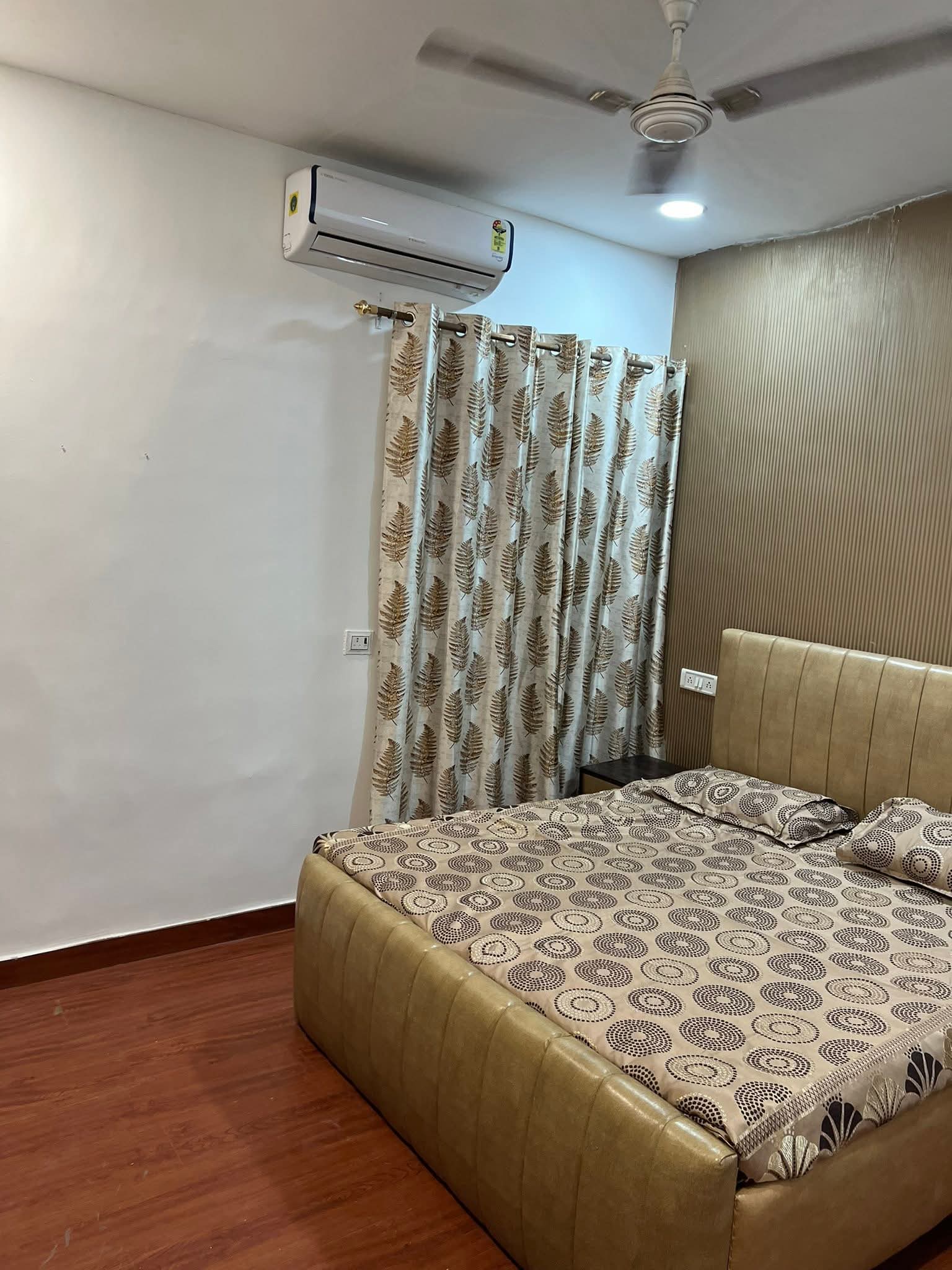 1 RkBuilder Floor For Rent in Sd Realestate