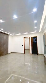 3.5 BHK + Pooja Room,Servant Room,Study Room,Extra Room 217 Sq.Yd. Apartment in Luxury 3 Bhk 