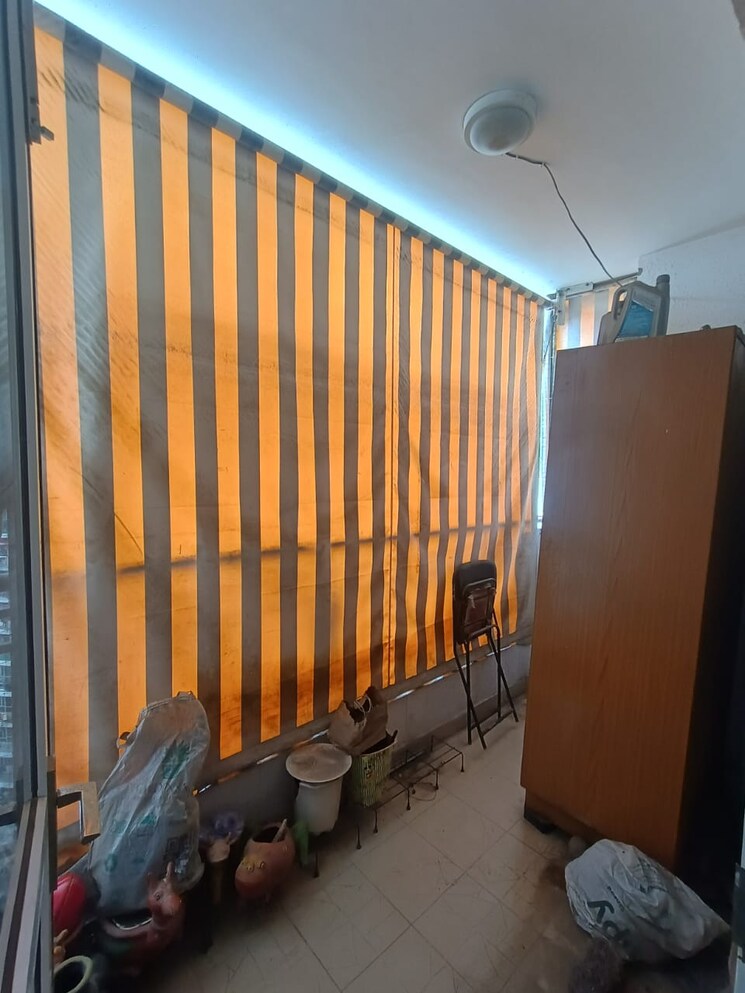 Balcony, sector 77 2 Bedroom 1105 Sq.Ft. Apartment In Sector 77 Noida 9156936