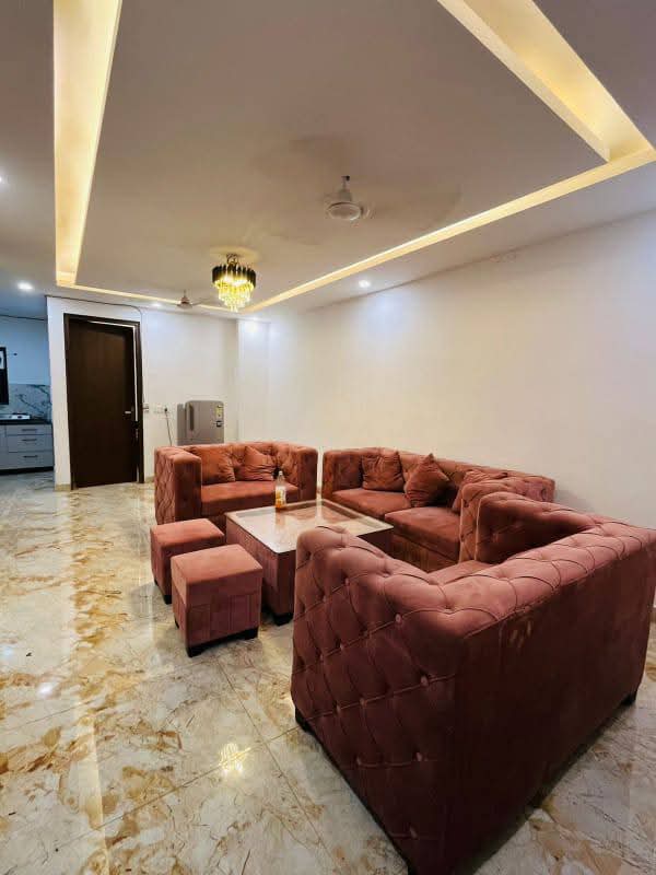 3 BHK Builder Floor For Rent in Paryavaran Complex