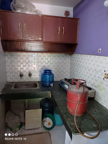Kitchen in 1 RK Independent House at RWA Residential Society Sector 46, Sector 46 – for Rent