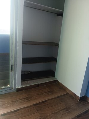 Room in 2 BHK Apartment at Mahaluxmi Migsun Ultimo, Omicron Iii Greater Noida – for Sale