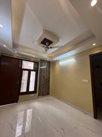 Bedroom in 2 BHK Builder Floor at Saket – for Rent