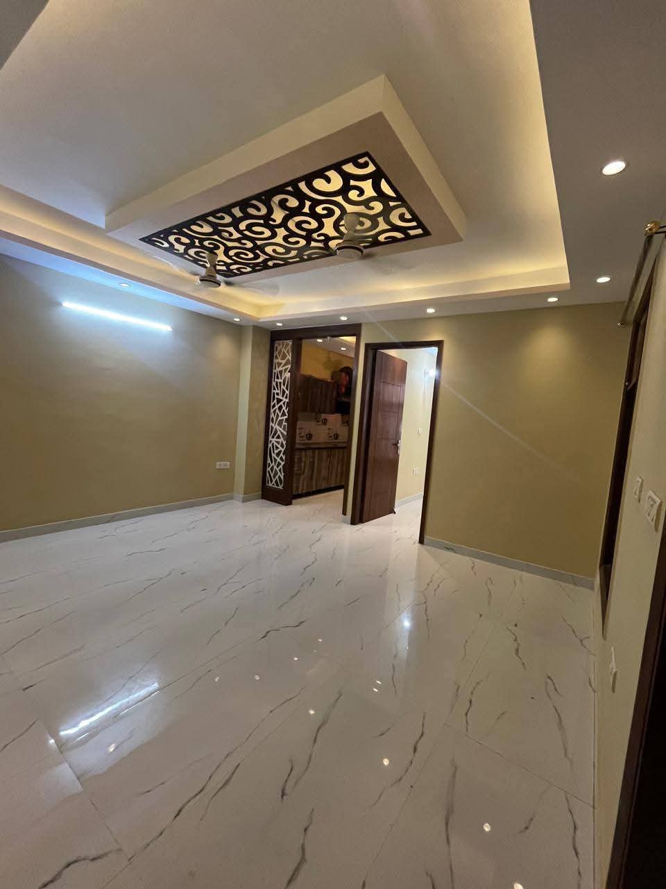 2 BHK Builder Floor For Rent in Saket