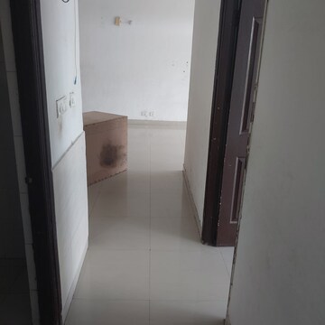 Room in 3 BHK Apartment at Kundli – for Sale