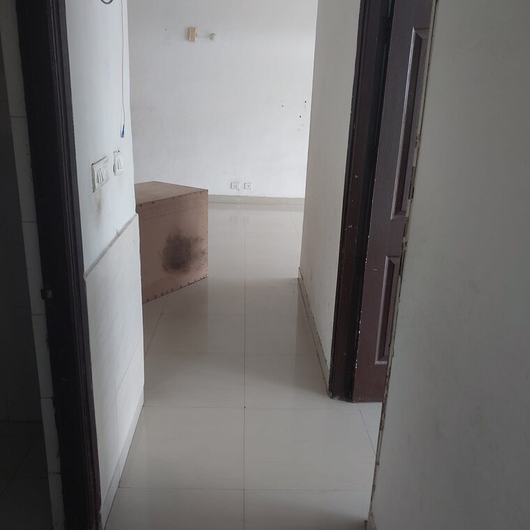Room, kundli 3 Bedroom 1000 Sq.Ft. Apartment In Kundli Sonipat 9157008