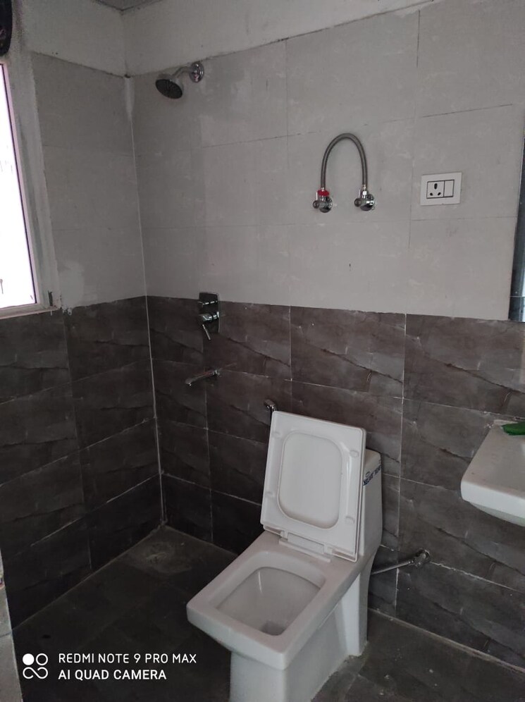 Bathroom, migsun-ultimo 3 Bedroom 1395 Sq.Ft. Apartment In Omicron Iii Greater Noida Greater Noida 9157043