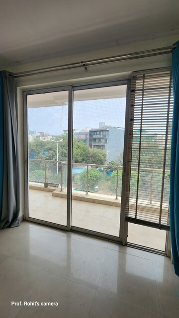 Room in 3 BHK Builder Floor at Ansal API Esencia, Sector 67 – for Rent