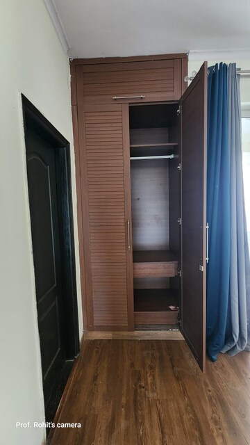 Room in 3 BHK Builder Floor at Ansal API Esencia, Sector 67 – for Rent
