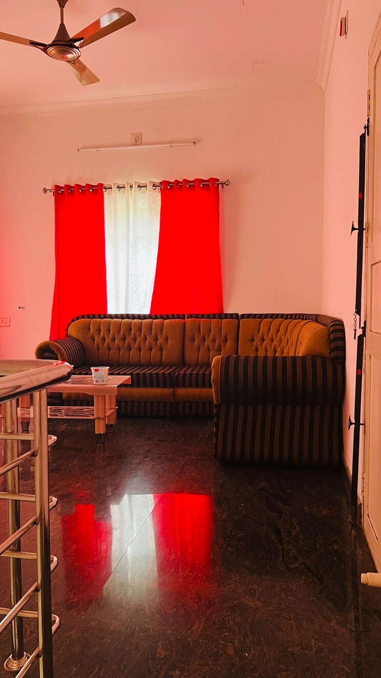 Living Room, urakam 3 Bedroom 2004 Sq.Ft. Independent House In Urakam Thrissur 9156991