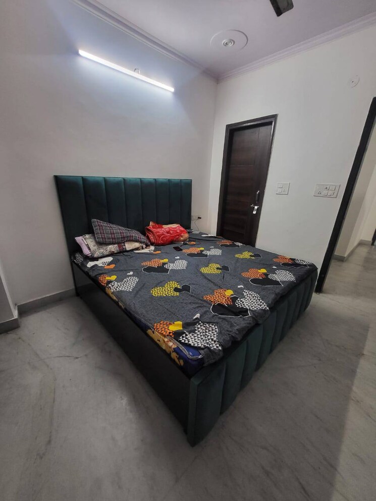 Bedroom, dlf phase ii 3 Bedroom 1600 Sq.Ft. Builder Floor In Dlf Phase ii Gurgaon 9157066