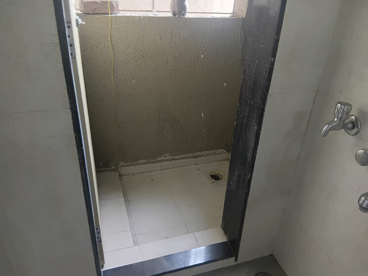 Bathroom, vihang-valley-phase-3 2 Bedroom 555 Sq.Ft. Apartment In Kasarvadavali Thane 9157093