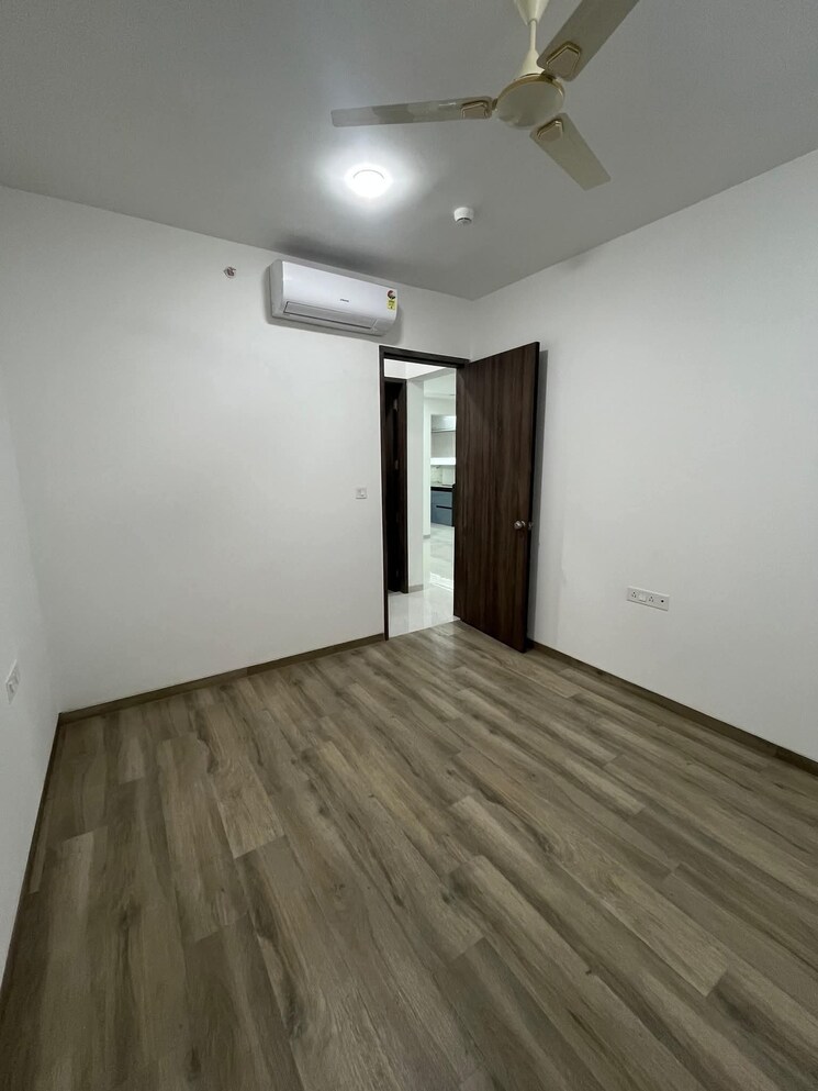 Master Bedroom, goel-ganga-serio 3 Bedroom 1000 Sq.Ft. Apartment In Kharadi Pune 9157154
