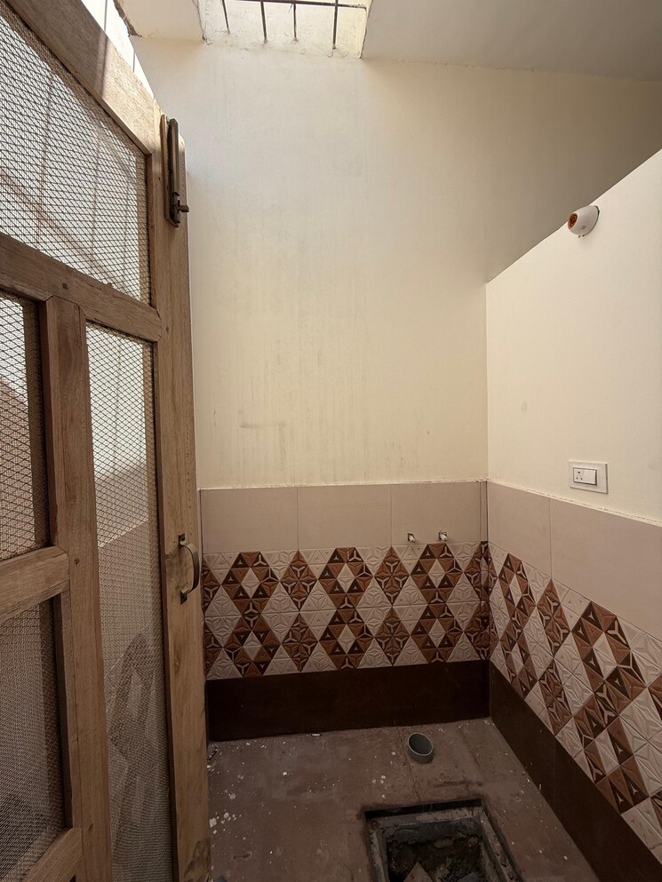 Balcony, bhabat 1 RK 63 Sq.Yd. Independent House In Bhabat Zirakpur 9157106