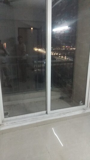 Bathroom in 2.5 BHK Builder Floor at Wave Floors Premium, Wave City – for Sale