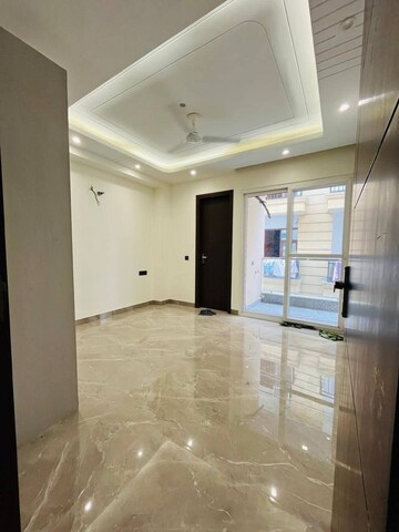 Master Bedroom in 2 BHK Builder Floor at Saket – for Rent