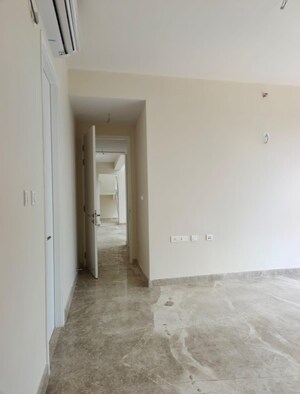 Room in 4 BHK Penthouse at Tata Serein, Pokhran Road No Two – for Sale