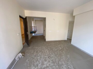 Room in 2.5 BHK Builder Floor at Wave Floors Premium, Wave City – for Sale