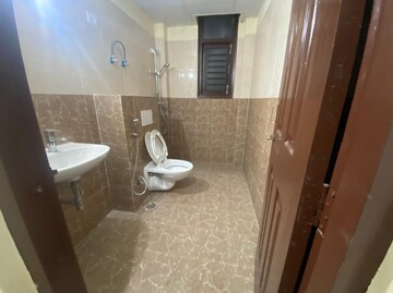 Bathroom in 2.5 BHK Builder Floor at Wave Floors Premium, Wave City – for Sale