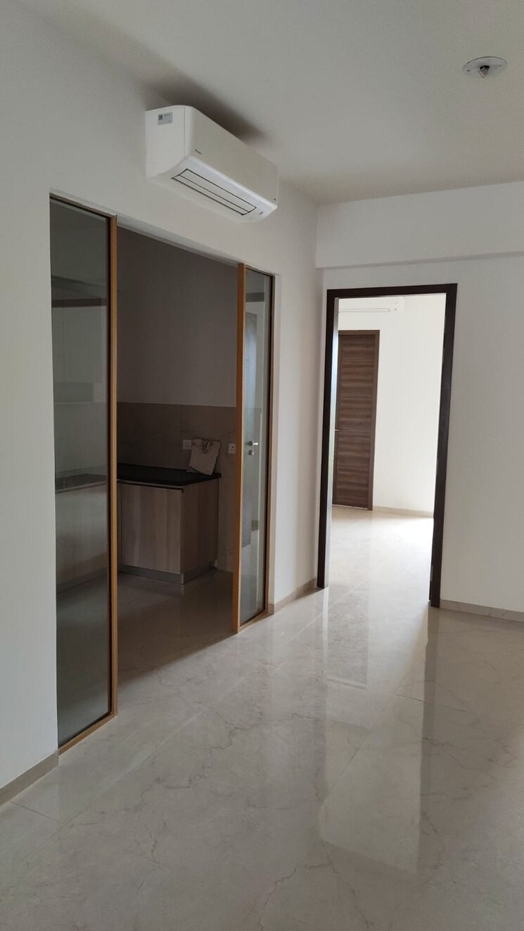 Kitchen, smart-world-orchard 3 Bedroom 1712 Sq.Ft. Apartment In Sector 61 Gurgaon 9157150