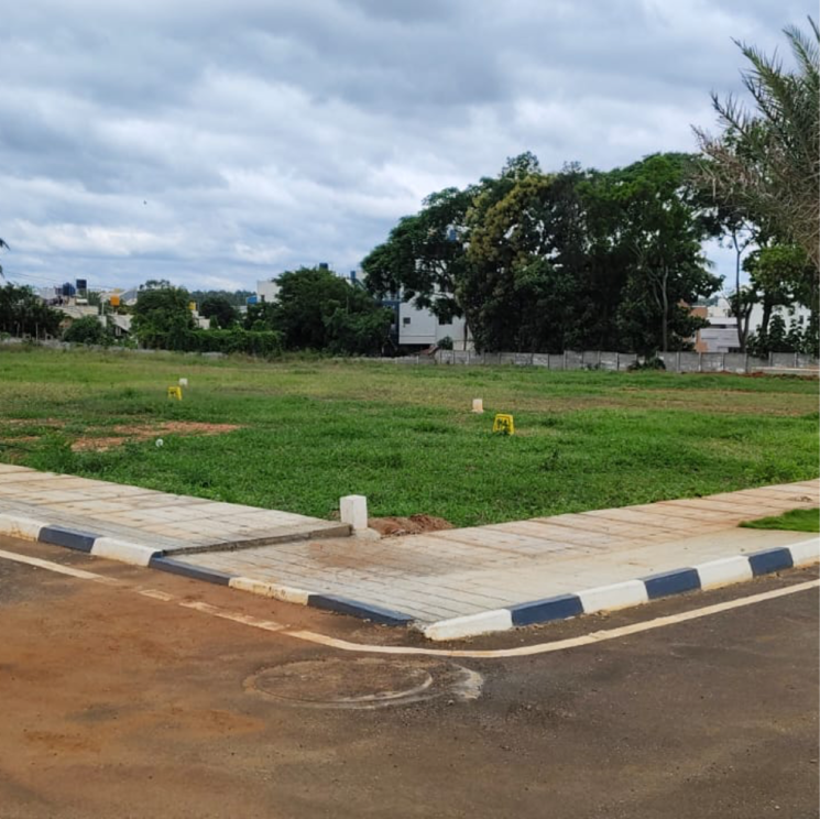 undefined, sri-sai-spoorthy-residency  7500 Sq.Ft. Plot In Ngef Layout Bangalore 9157175